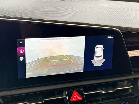 Used 2024 Kia Niro Wind w/ Wind Preserve Package FWD image 17