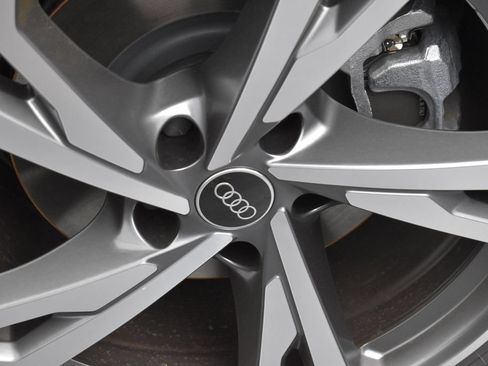 New 2027 Audi Q6 e-tron Premium Plus AWD/4WD image 19