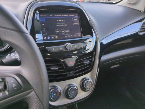 Used 2022 Chevrolet Spark LT image 27