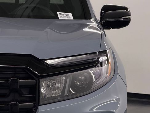 New 2026 Honda Ridgeline Black Edition image 11
