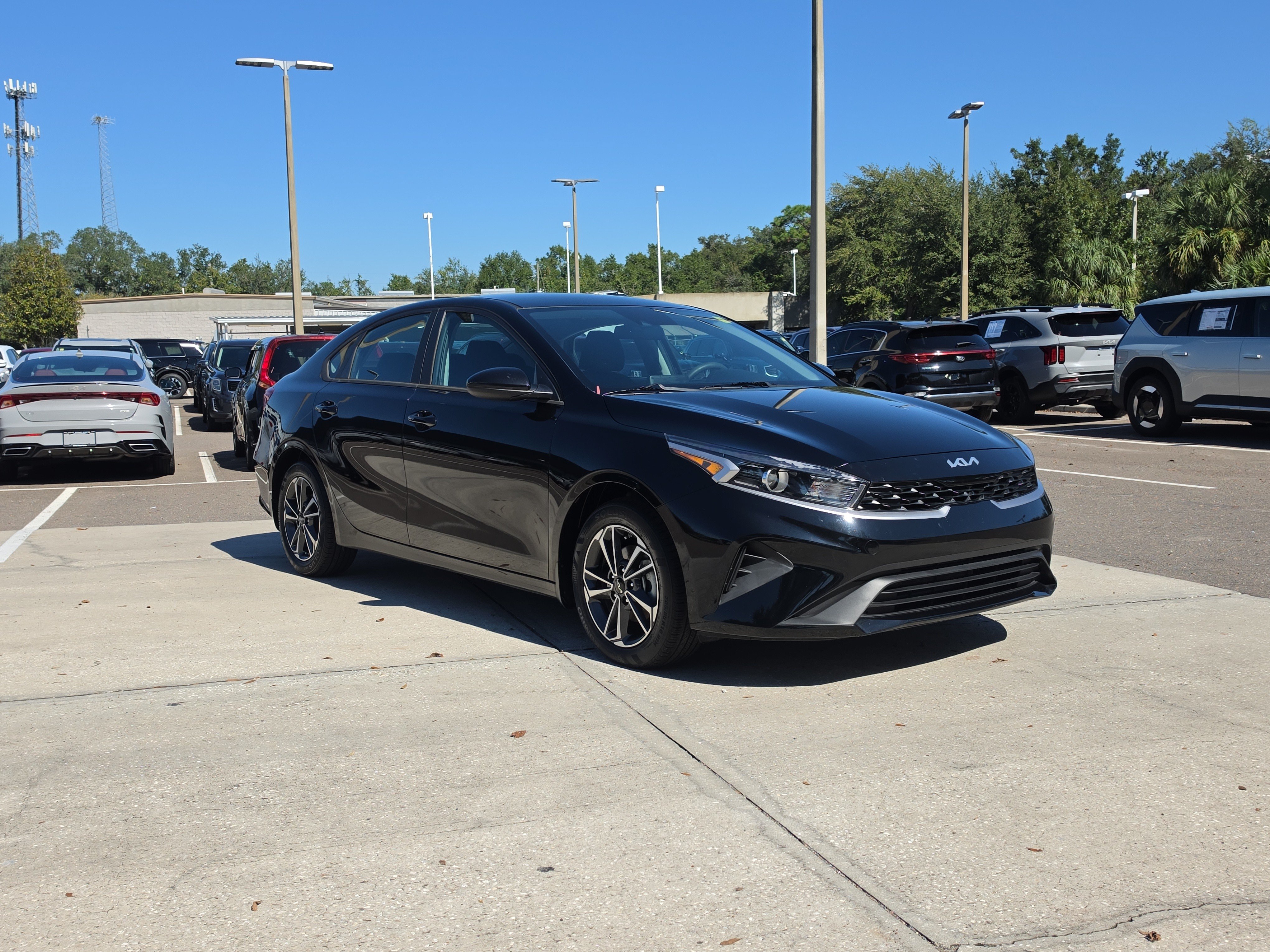 Certified 2023 Kia Forte LXS FWD image 2