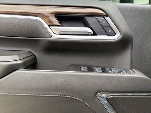 Used 2025 Chevrolet Silverado 2500 LT w/ Safety Package image 24