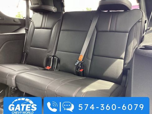 Used 2024 Chevrolet Tahoe RST w/ Luxury Package AWD/4WD image 17