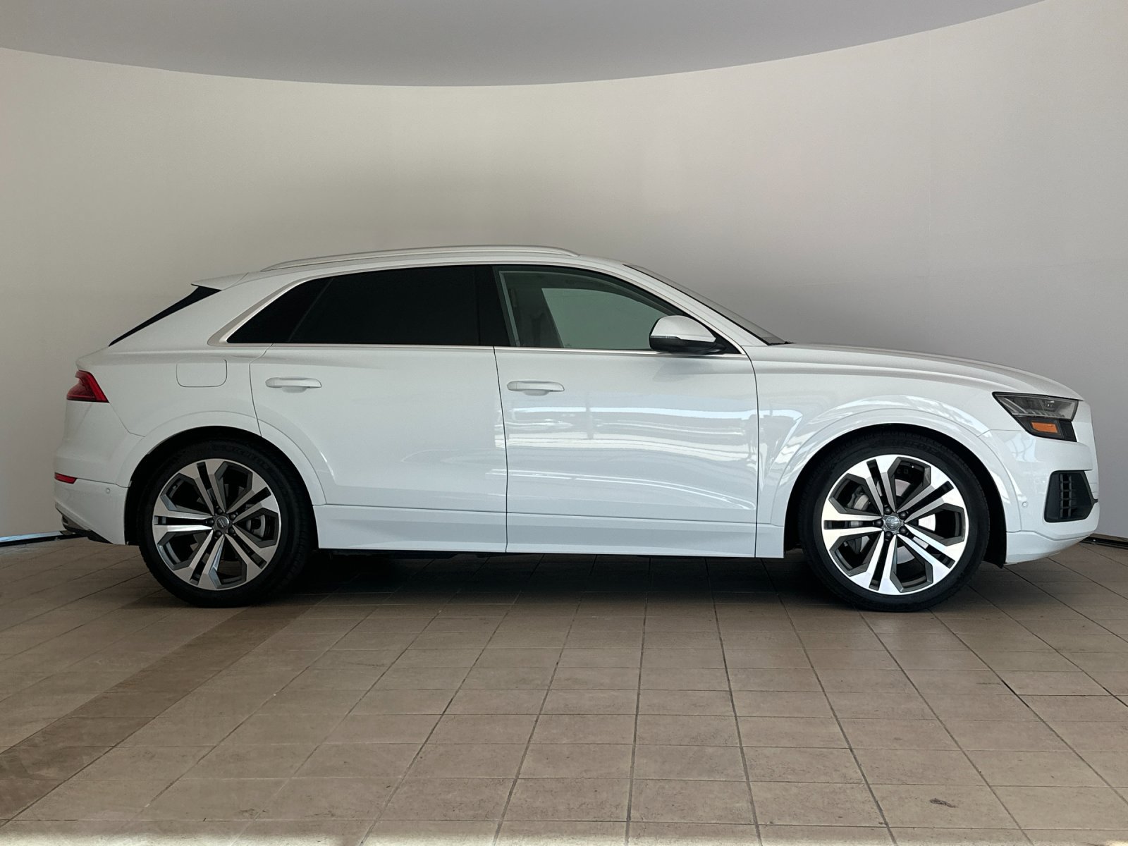 Used 2018 Audi Q7 2.0T Premium Plus w/ Premium Plus Package AWD/4WD image 7
