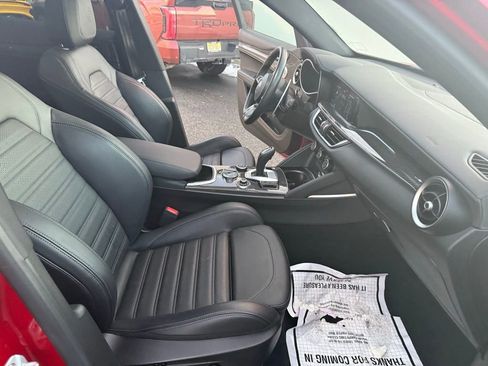 Used 2022 Alfa Romeo Stelvio Quadrifoglio w/ Active Assist Plus Package image 38