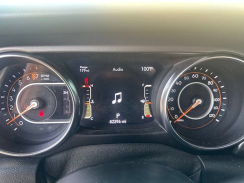 Used 2021 Jeep Gladiator Sport AWD/4WD image 11