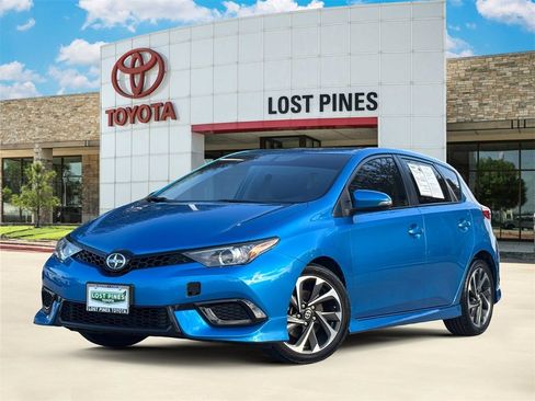Used 2016 Scion iM image 1