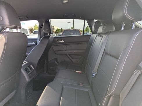 Used 2023 Volkswagen Atlas Cross Sport SE AWD/4WD image 27