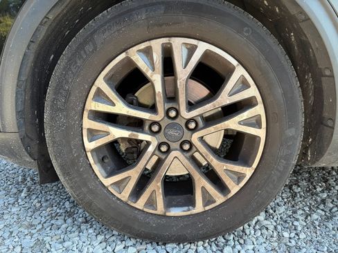 Used 2022 Ford Escape SEL FWD image 16