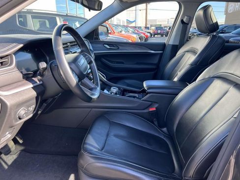 Certified 2021 Jeep Grand Cherokee L Limited image 12