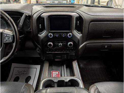 Used 2019 GMC Sierra 1500 Denali w/ Technology Package image 12
