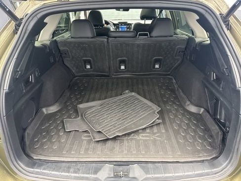 Used 2022 Subaru Outback Limited image 17