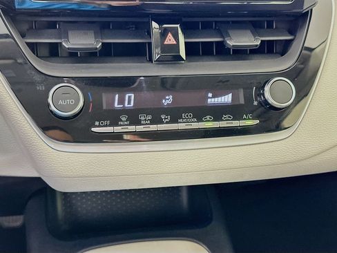 Certified 2023 Toyota Corolla LE w/ LE Convenience Package FWD image 16