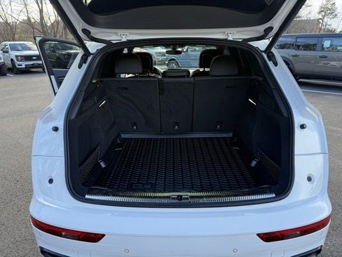 Used 2020 Audi SQ5 Prestige w/ Prestige Package image 21