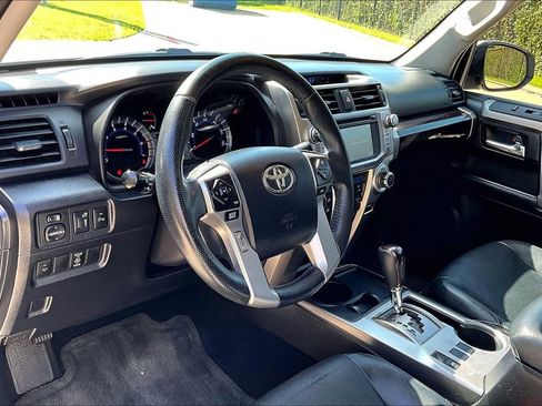 Used 2014 Toyota 4Runner Limited RWD image 19