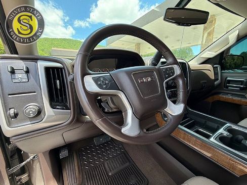 Used 2015 GMC Sierra 1500 SLE w/ SLE Value Package RWD image 19