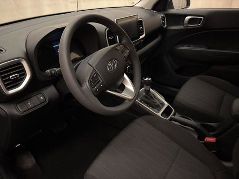 New 2026 Hyundai Venue SE FWD image 12