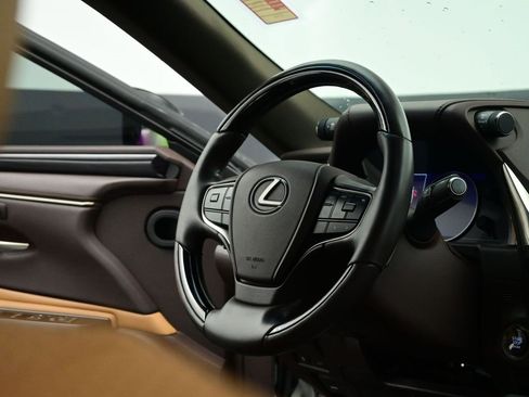 Used 2021 Lexus ES 350 w/ Premium Package image 37