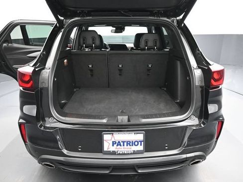 Used 2025 Chevrolet TrailBlazer RS w/ Convenience Package FWD image 20