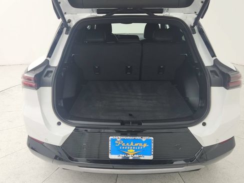 Used 2024 Chevrolet Equinox EV LT FWD image 33