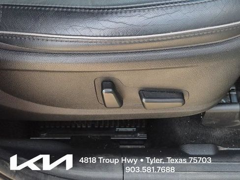 Used 2022 Hyundai Santa Fe Limited w/ Cargo Package AWD/4WD image 16