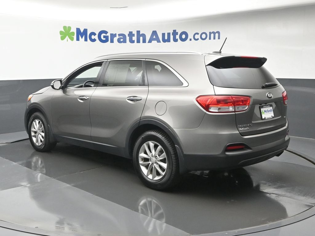 Used 2016 Kia Sorento FWD image 25