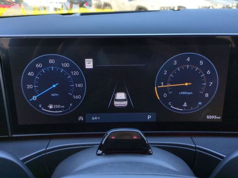 Used 2025 Hyundai Santa Fe Calligraphy image 29