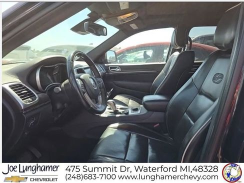 Used 2016 Jeep Grand Cherokee Overland w/ Advanced Technology Group AWD/4WD image 12