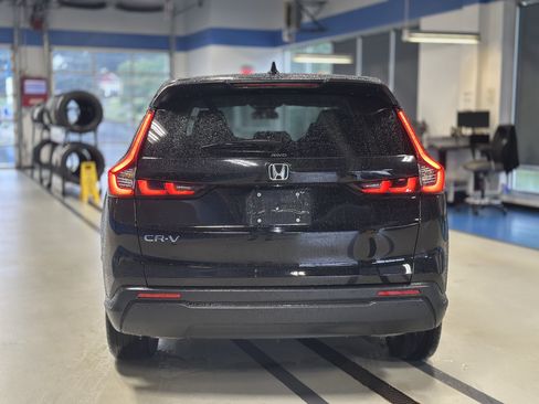 Used 2024 Honda CR-V EX image 6