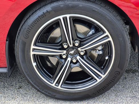 Used 2024 Ford Mustang Coupe RWD image 22