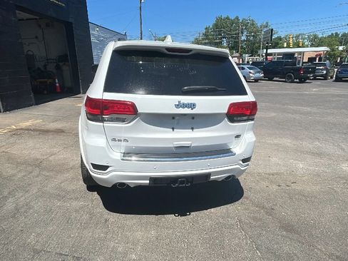 Used 2020 Jeep Grand Cherokee Overland AWD/4WD image 29