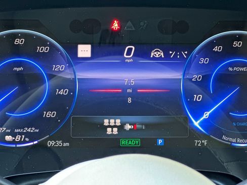 New 2026 Mercedes-Benz EQS 400 4MATIC SUV image 30