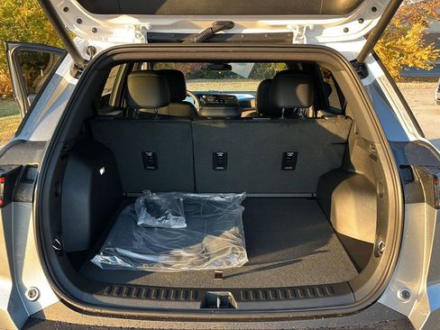 New 2026 Chevrolet Equinox LT w/ Convenience Package II image 27