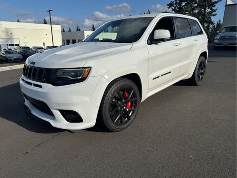 Used 2019 Jeep Grand Cherokee SRT AWD/4WD image 3