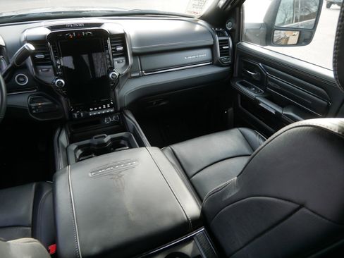 Certified 2024 RAM 3500 Limited image 11