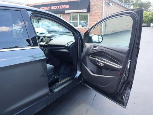 Used 2019 Ford Escape SE AWD/4WD image 10