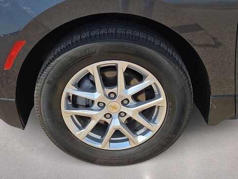 Used 2022 Chevrolet Equinox LT FWD image 10