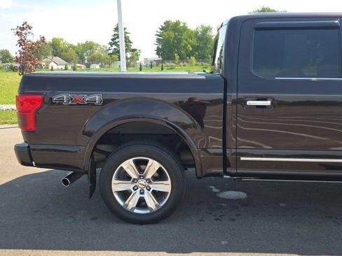 Used 2018 Ford F150 Platinum w/ Equipment Group 701A Luxury AWD/4WD image 7
