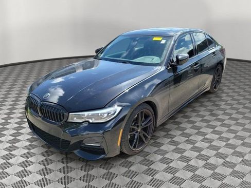 Used 2021 BMW 330i Sedan w/ M Sport Package RWD image 2
