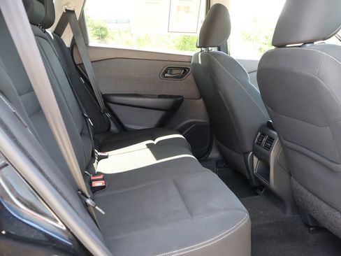 Used 2023 Nissan Rogue S AWD/4WD image 12