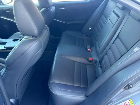 Used 2014 Lexus IS 350 w/ F Sport Package RWD image 16