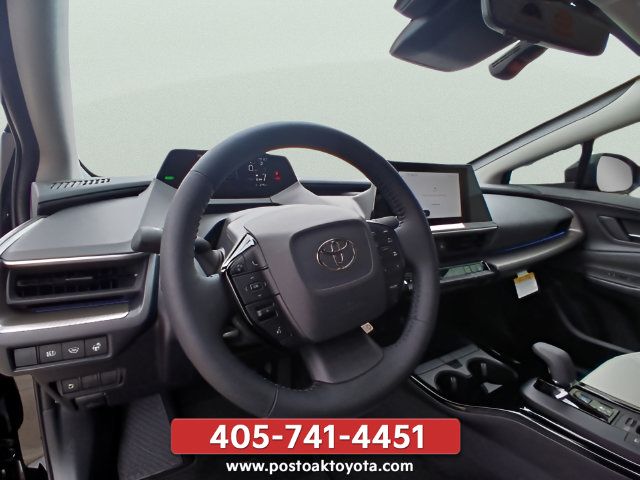 New 2027 Toyota Prius FWD image 20