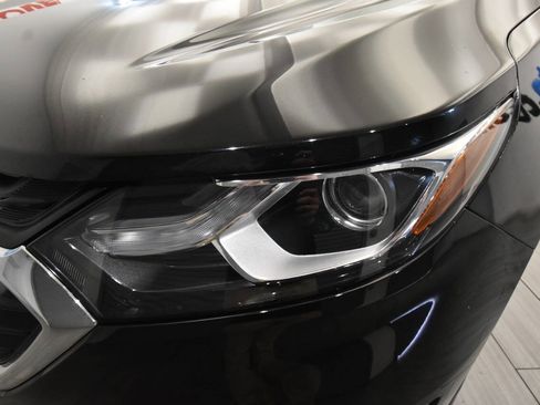 Used 2020 Chevrolet Equinox LT image 9