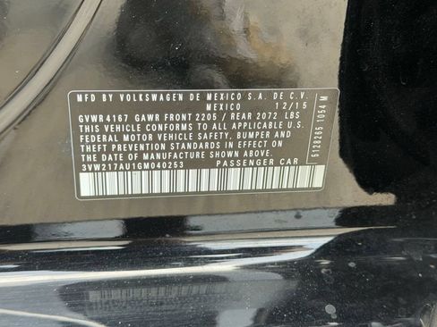 Used 2016 Volkswagen Golf SE FWD image 22
