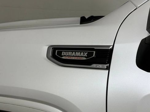 Used 2024 GMC Sierra 1500 Denali w/ Denali Reserve Package AWD/4WD image 13