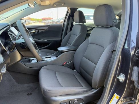 Used 2023 Chevrolet Malibu LT FWD image 26