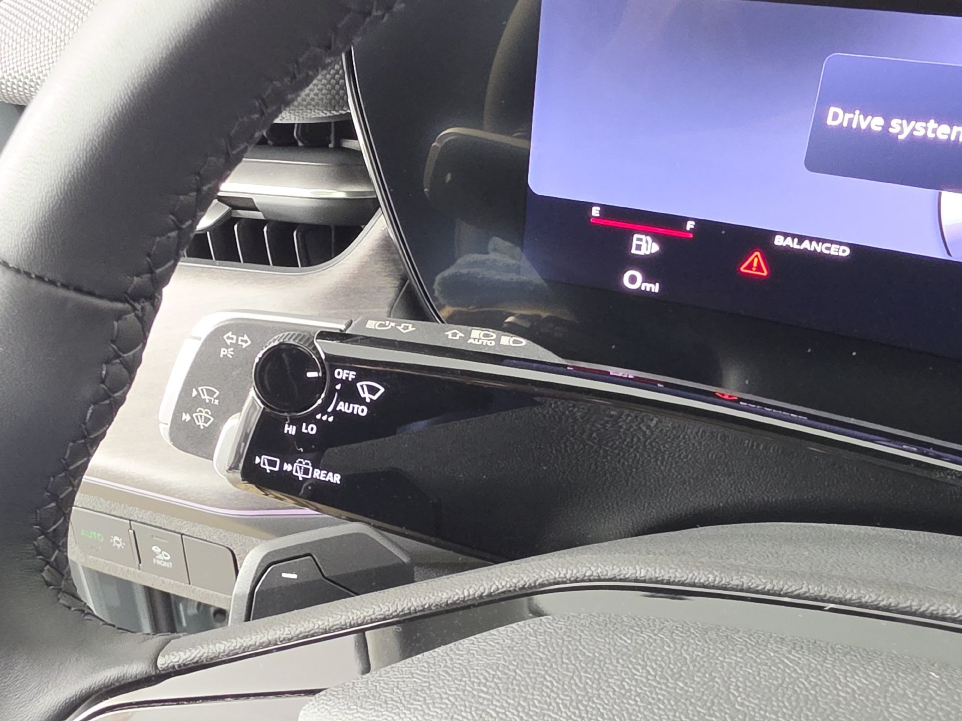 New 2026 Audi Q3 quattro 2.0T AWD/4WD image 17