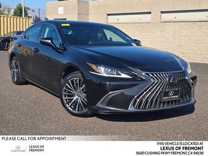 Certified 2022 Lexus ES 350 w/ Premium Package
