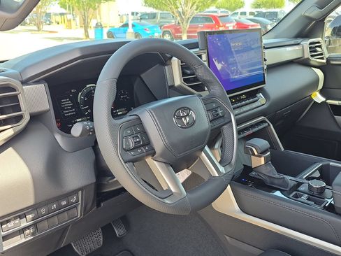 New 2026 Toyota Tundra Limited AWD/4WD image 12