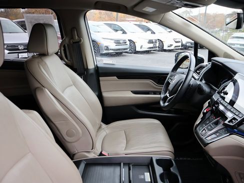 Certified 2023 Honda Odyssey Elite image 8